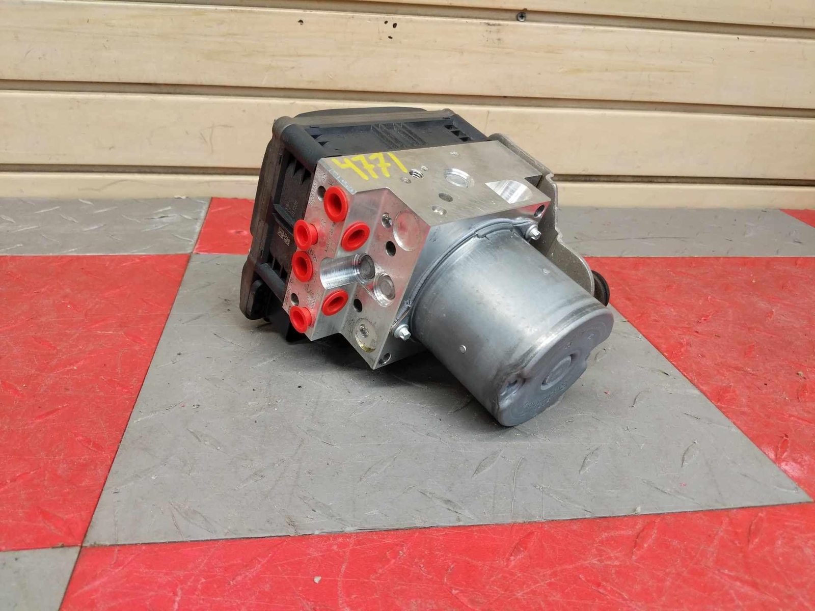 2022 Audi R8 Performance Coupe OEM ABS Anti-Lock Brake Pump P/ 4S0614517 2k Mi