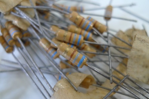 Resistor Carbon Vintage Philips 670 Ohm x5 - Picture 17 of 22