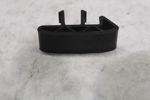 Chain Guide 39965-99 2005 SOFTAIL DELUXE FLSTNI - Picture 7 of 11