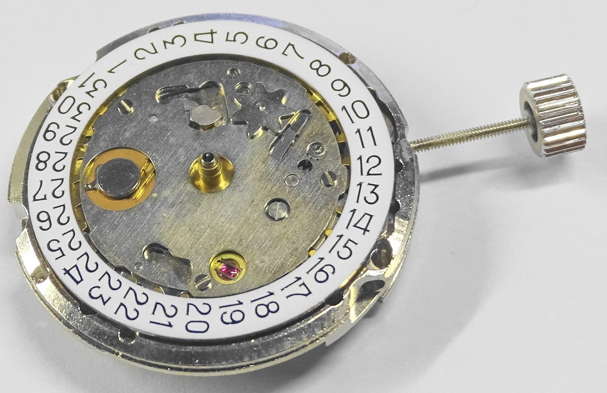 Boucles d'oreille pendantes composées d'anneaux perlés