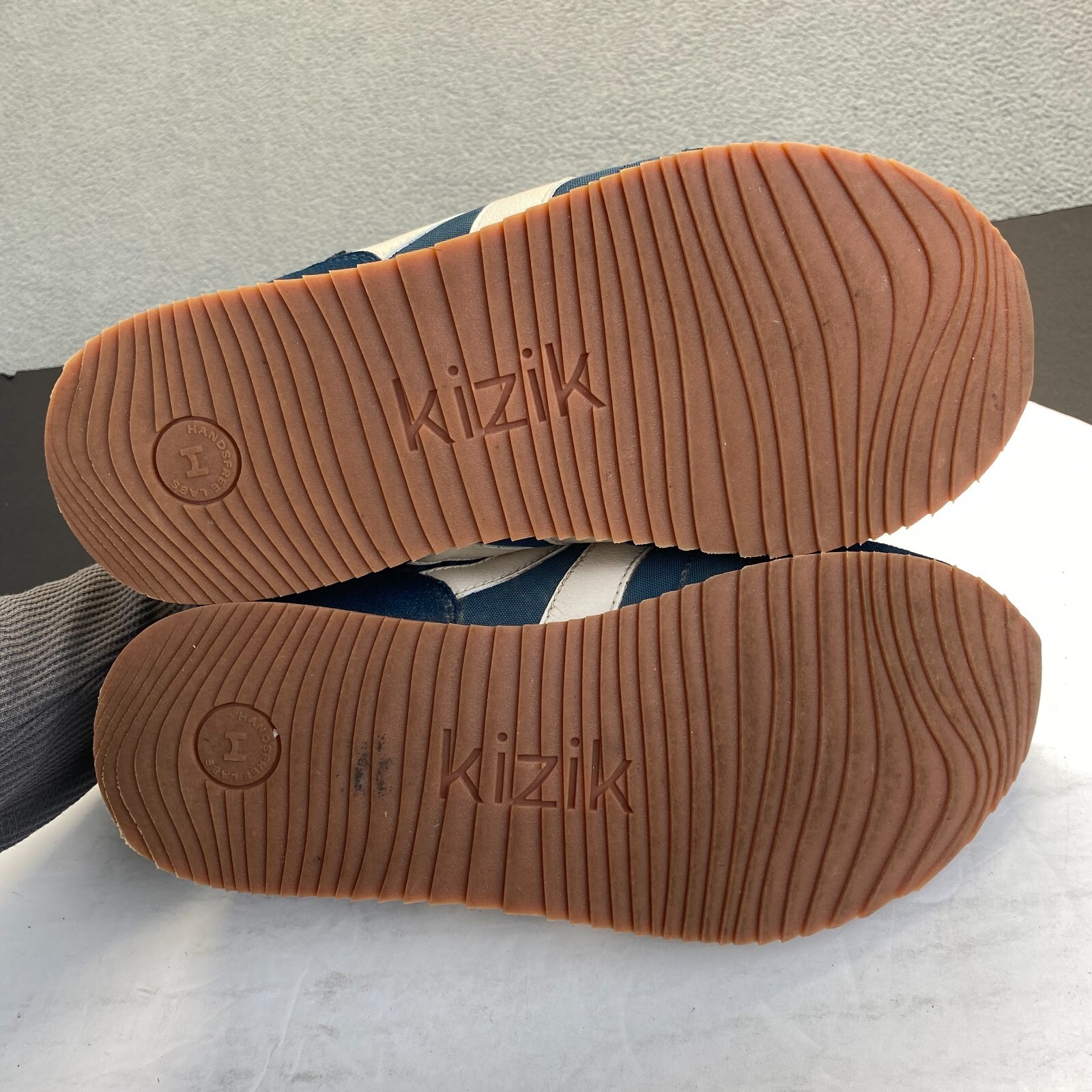 SAOLA Kizik Milan Sneakers Unisex Uomo 9 Donna 10 5 Colore Atletica Leggere