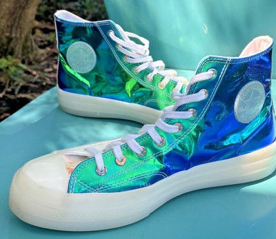 Converse Chuck 70 Hi Iridescent Unisex Pearl/Blue sneakers M 9 W 11