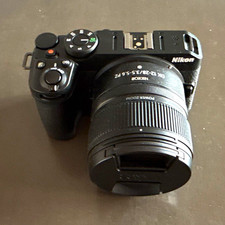 Imagen de Nikon Z 30 Mirrorless Camera 20.9MP 3in Screen w/ 16-50mm Lens Black
