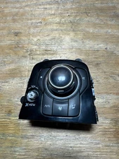 Center Console Control Switch with Retainer Clip for Mazda 3 BHN166CM0C