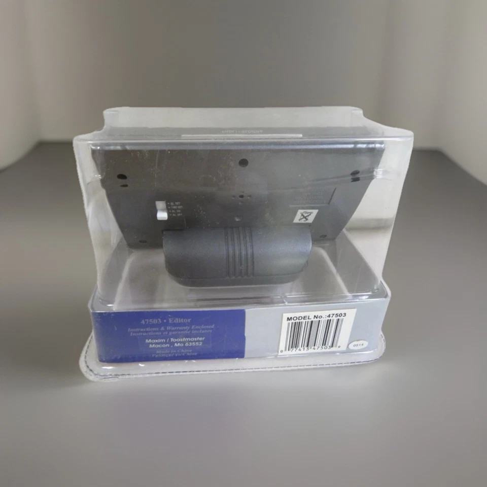 Westclox Digital Alarm Clock Battery Operated Large Lighted LCD Display 47503 - Image 4 of 4