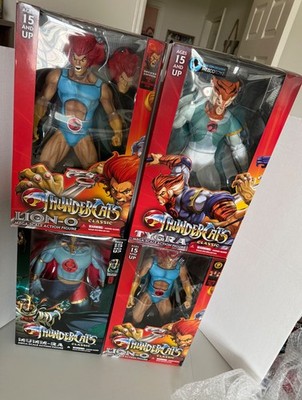 Mezco ThunderCats Mumm-Ra Deluxe, Lion-O Deluxe , Tygra SDCC lot
