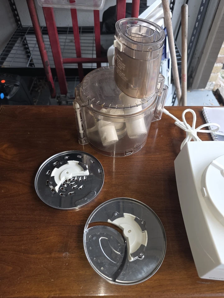 Cuisinart DLC-8 Plus 11 Cup Food Processor w/ Attachments - Beige - Image 4 of 4