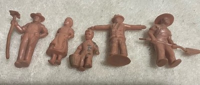VINTAGE Lot Of 5 MARX Farm Workers Farmer +Wife,scarecrow,man W/shovel+boy W/pal