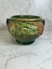 Roseville BUSHBERRY Green  U.S.A Pottery Leaf/Berry Patterned  #657-5 READ