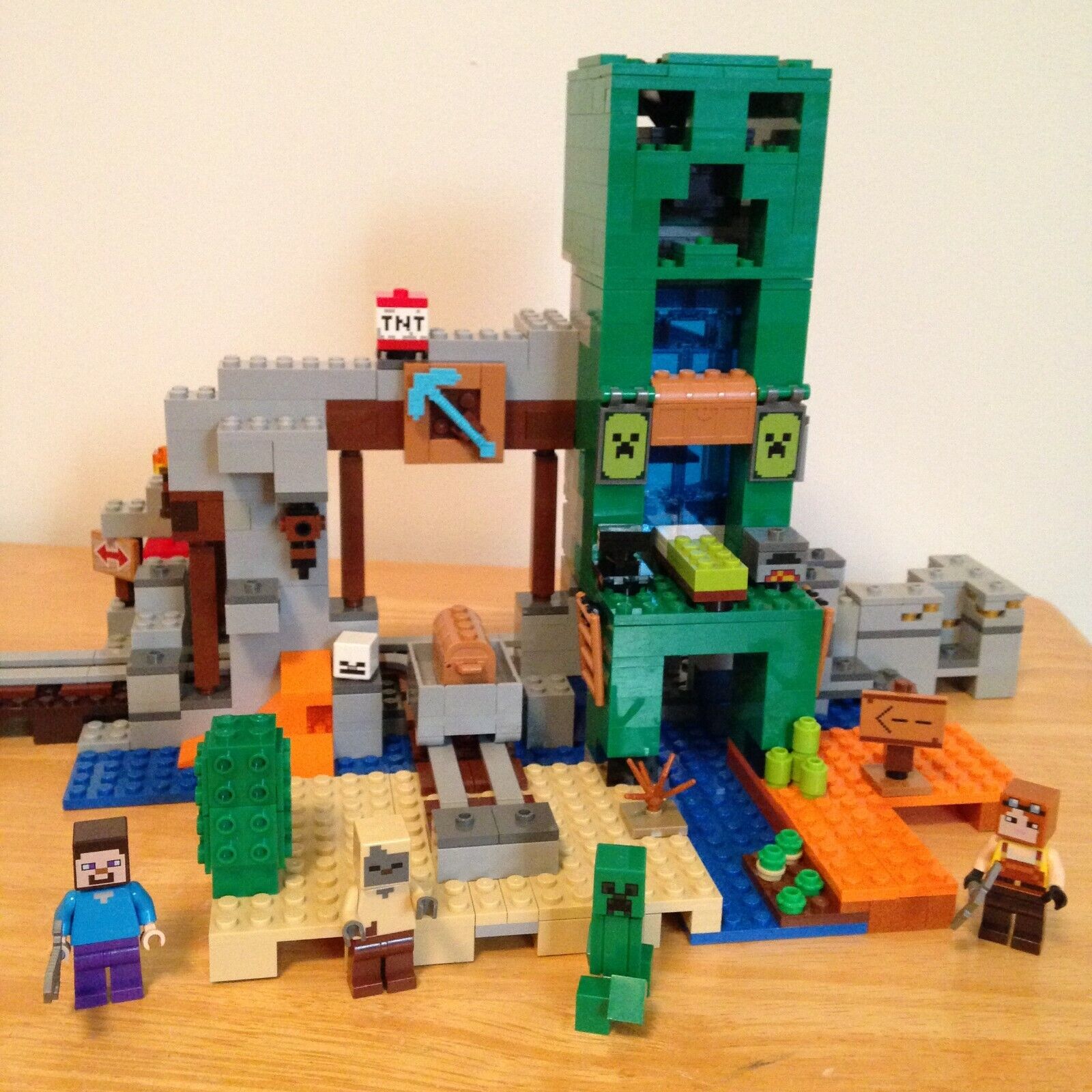 dechifrere rack ophobe Lego Minecraft set 21155 The Creeper Mine | eBay
