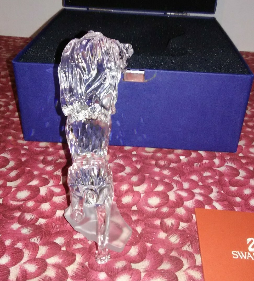 Swarovski Crystal Figurine LION 269 377 / 7610 000 004 SIGNED