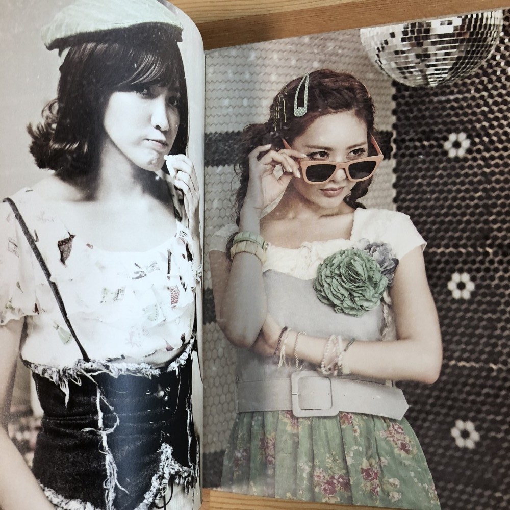 T-ARA John Travolta I CD+Photobook K-pop | eBay