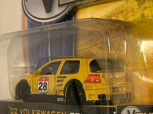 JADA TOYS VDUBS 2002 VOLKSWAGEN VW GTI YELLOW 1:64 WAVE 3 W3 @65 - Picture 3 of 6