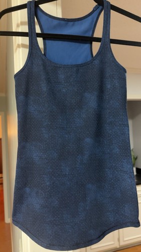 Lululemon-Women’s Razer tank