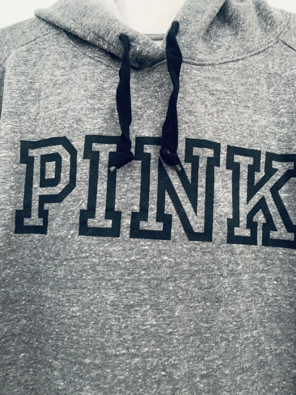 UNDERCOVER Felpa con cappuccio maglione ROSA Victoria's Secret taglia media