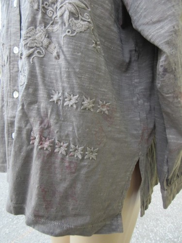 CAITE Gray Embroidered Button Front 3/4 Sleeve Top Blouse Sz S - New with Defect - Picture 7 of 12