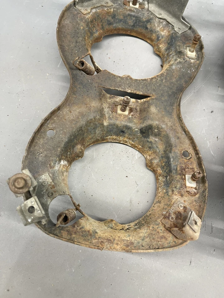 Ford Galaxie 1967 soporte montaje faros soportes montaje canastilla OEM OE Foto 2 de 4