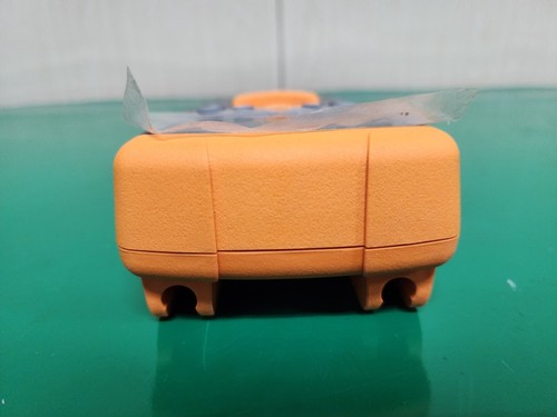 Agilent U1253B Handheld Digital Multimeter, 4 ½ Digit, OLED Display, U1177A - Picture 11 of 19