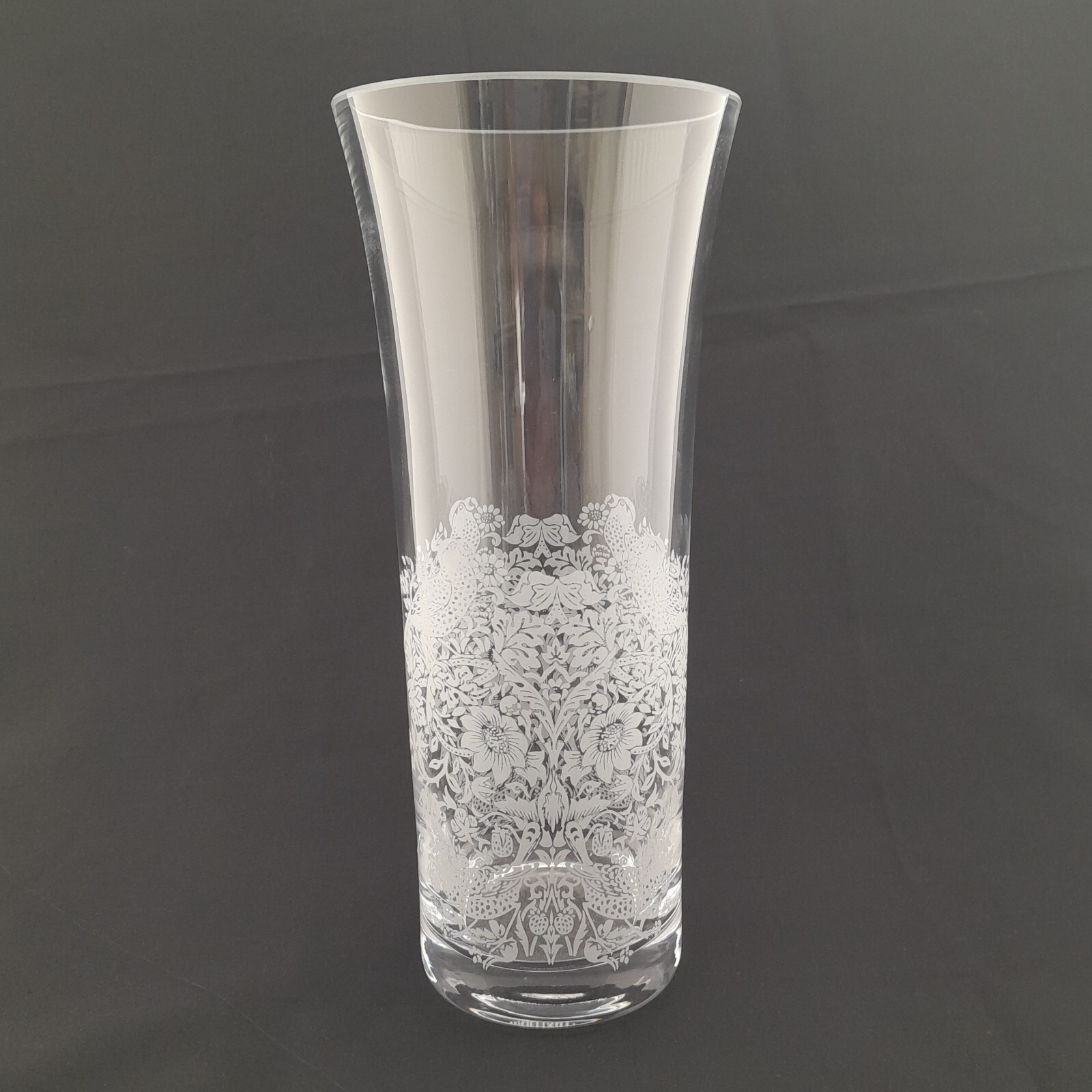 William Morris' Strawberry Thief Design - Dartington Crystal Spray Vase