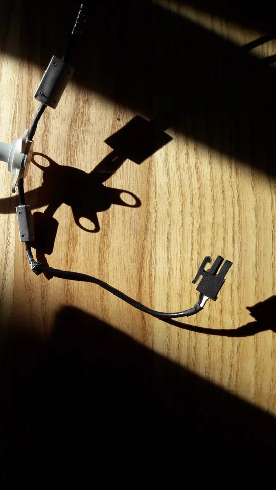  Orig. LED Cinema Display 24" A1267 2008/2009 All-in-one Cable 922-8679  - Bild 2 von 4