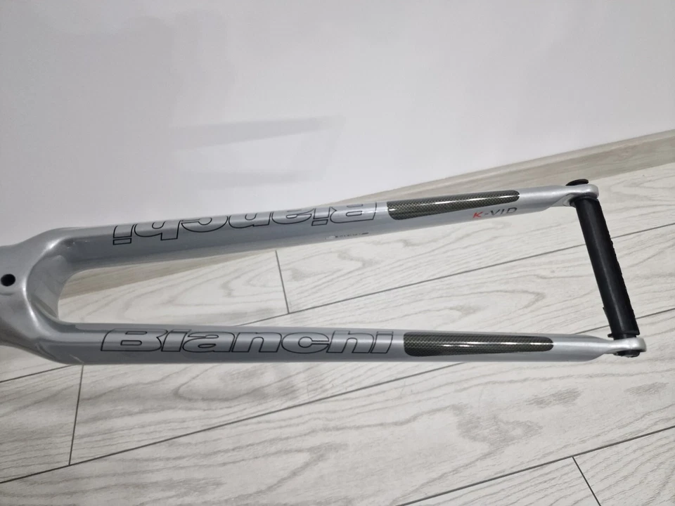 Bianchi Road Bicycle Carbon Fork K-VID 700c Tappered 300 mm Steering 1"-1/8 NEW - Image 3 of 4