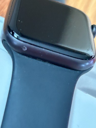 Apple Watch SE 1st Gen 44mm Space Gray Aluminum Case S/M Midnight Band MKQ63LL/A - Zdjęcie 9 z 10