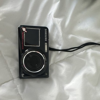 Samsung DualView ST600 Compact Digital Camera 14.2 MP 5x Dual LCD Display Black
