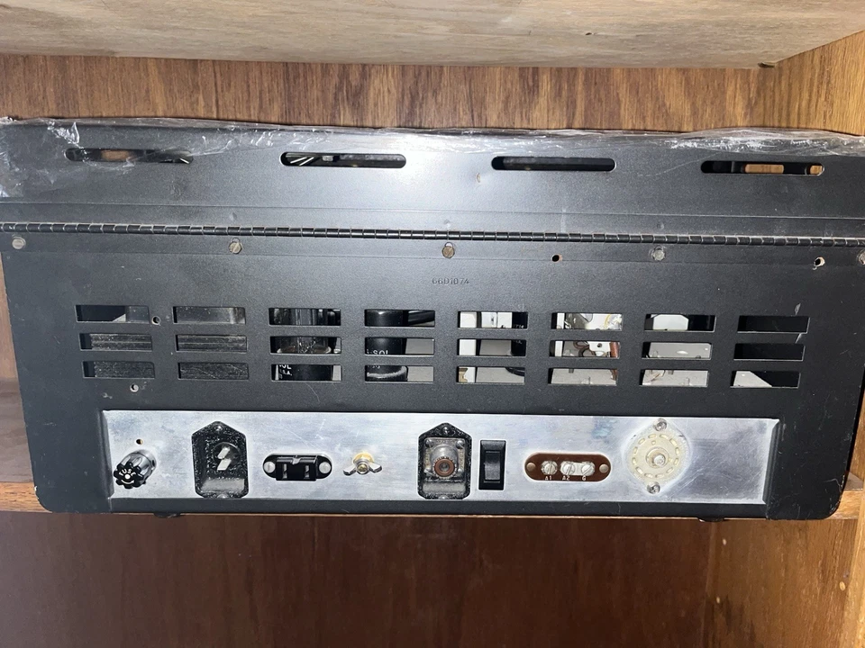 the Hallicrafters co. Model S-85 Ham Radio Receiver Parts Only - Image 2 of 2