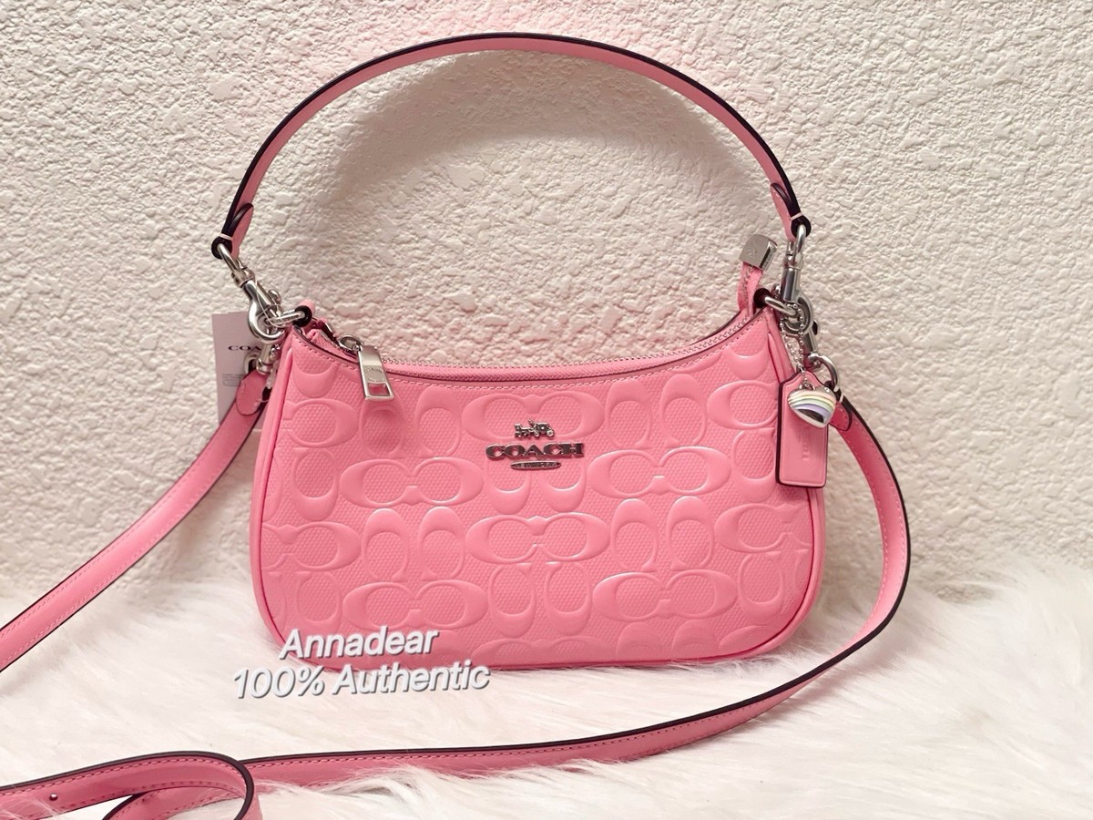 NWT Coach CDA98 Teri Shoulder Bag In Signature Leather With Heart