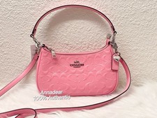 NWT Coach CDA98 Teri Shoulder Bag In Signature Leather With Heart Charm Pink