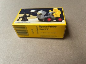 LEGO Space Probe 6802 Set with Astronaut and Robot -Brand New In Factory Sealed 