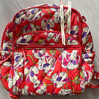 Vera Bradley gesteppter weicher Rucksack mit Blumenmuster, Multi, Reißverschluss Handgepäck Reisetasche