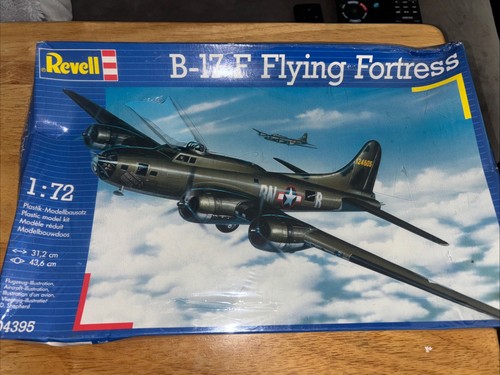 Vintage Revell 1/72 Scale U.S. Army Boeing B-17 F Flying Fortress #04395 NIB