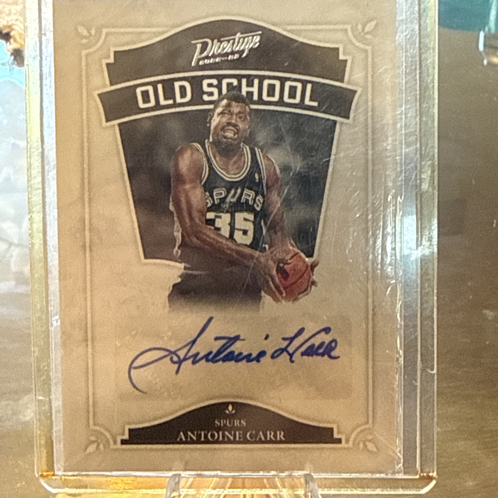 2022-23 Panini Chronicles - Old School Autographs Antoine Carr #OSA-ACS (AU)