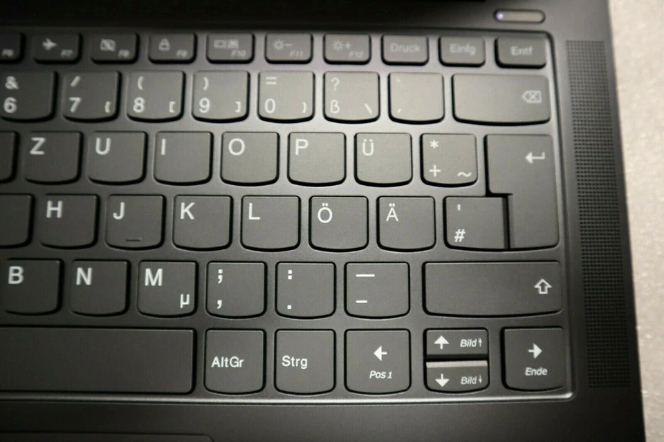 LENOVO YOGA S740 i7-QUAD IRIS+ MX250 16GB 1TB-SSD FHD WIN GAR CAPTAIN-NOTEBOOK - Bild 3 von 4