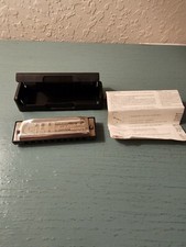 Hohner GLH Great Little Harp Harmonica W/HardCase  Booklet