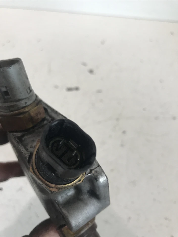 Iveco Daily Holder With Sensors 50030223 Genuine 35-10 / 1995 Year - Image 4 of 4