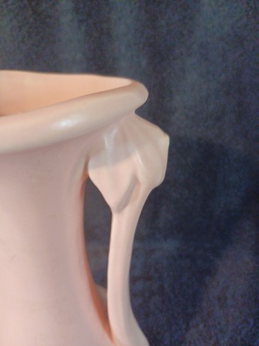 Vintage McCoy Pottery Vase Lily Bud Leaves Buds Blooms Handles Pale Pink - Picture 6 of 14