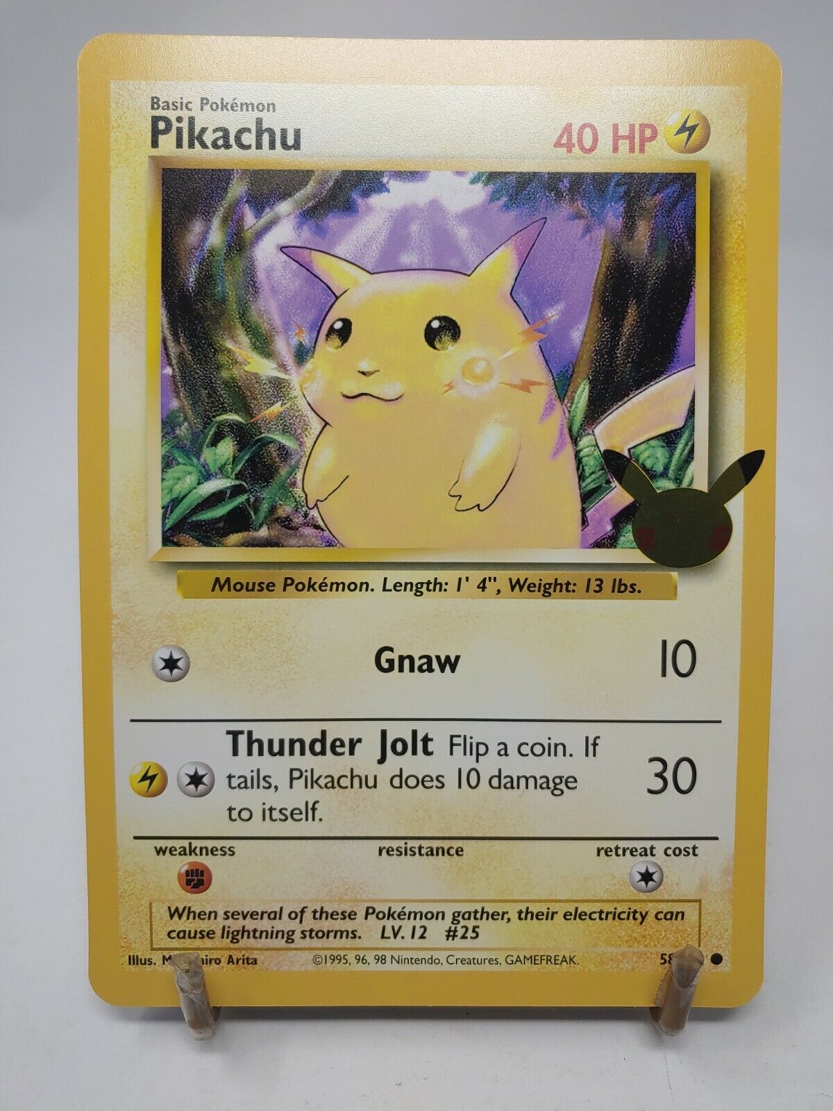 Pikachu (58/102) - Carta Gigante Pokemon / Oversize - Celebrações