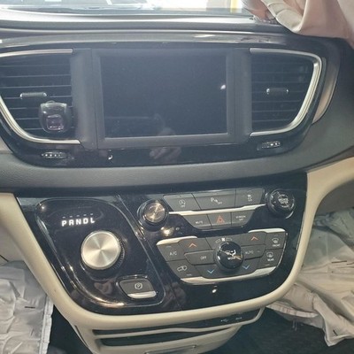 Audio Equipment Radio Display And Receiver Sirius Fits 20 PACIFICA 1111552