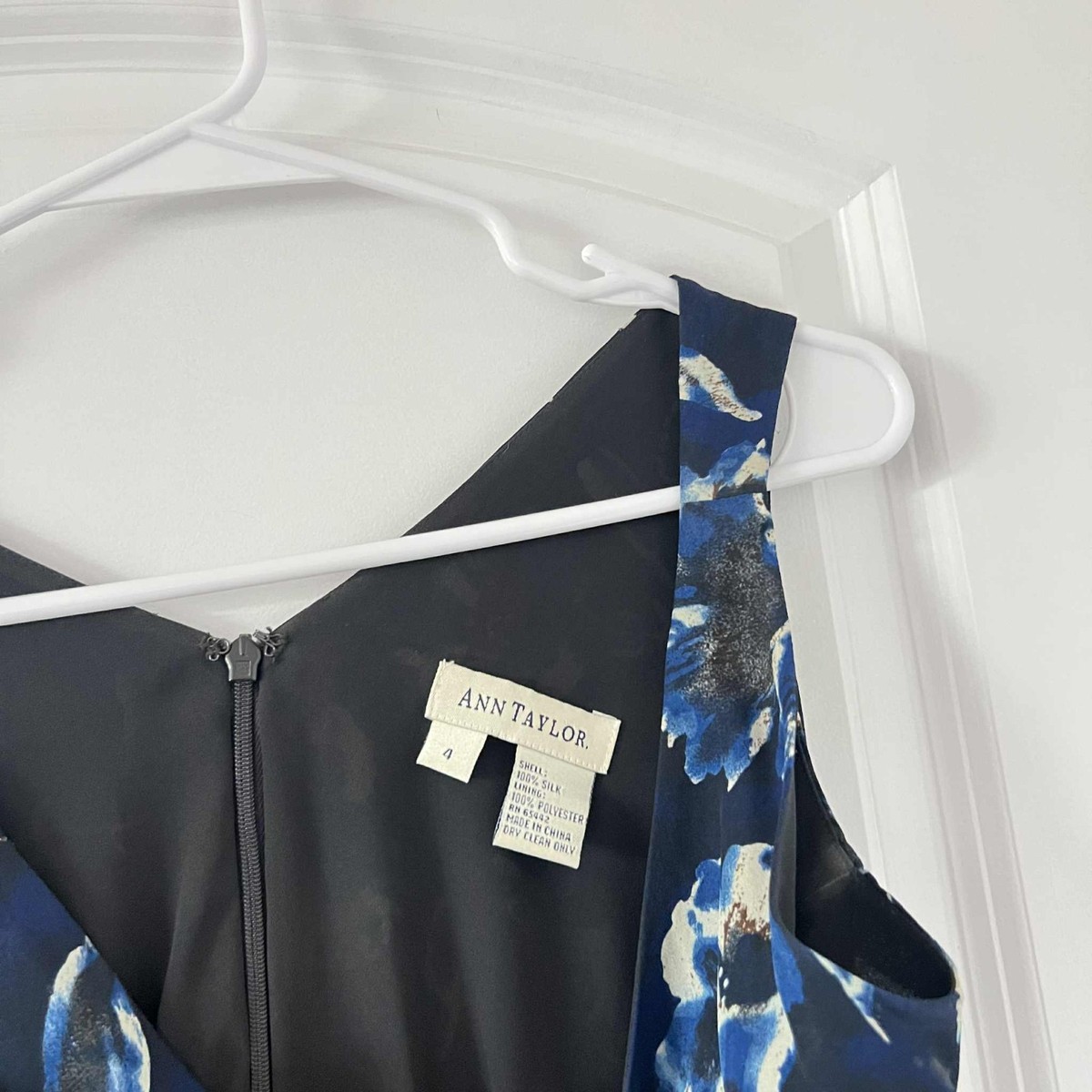ANN TAYLOR BLUE AND WHITE SILK FLORAL PRINT MIDI DRESS SIZE 4 LEAF PRINT |  eBay