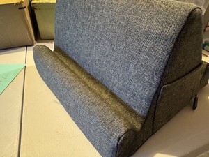 MEMORY FOAM LAP DESK TABLET HOLDER