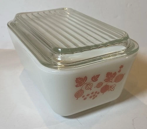 VTG Pyrex Pink Gooseberry 1.5 Pint 0502 Refrigerator Dish With Lid