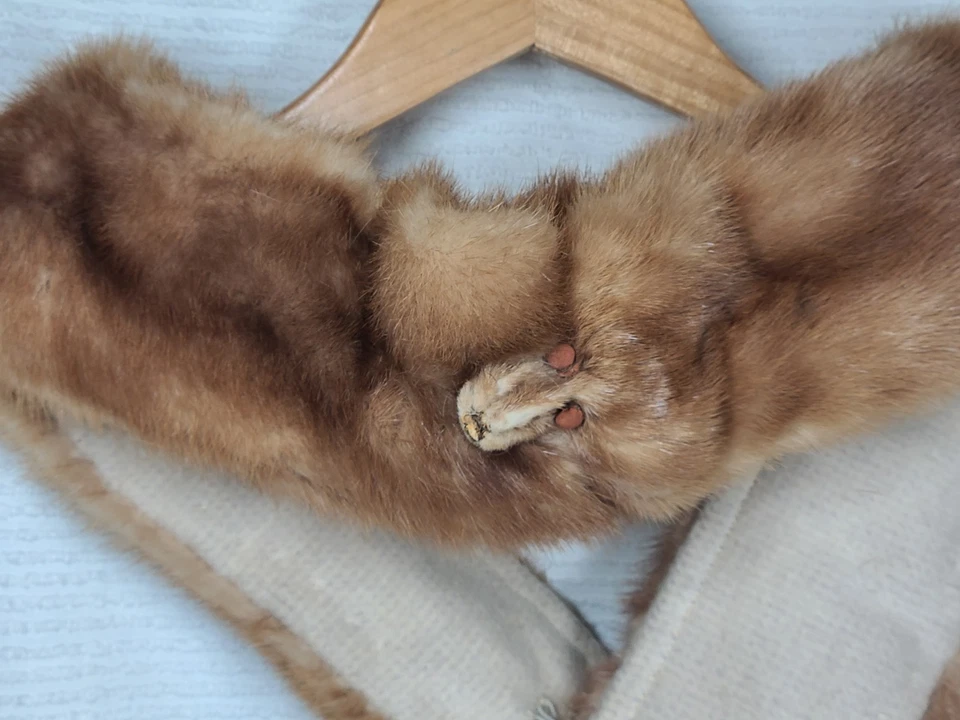 Vtg 60s Blonde Mink Fur Wool Backed Collar Tan Two Whole Pelts Genuine Pinup - Image 4 of 4