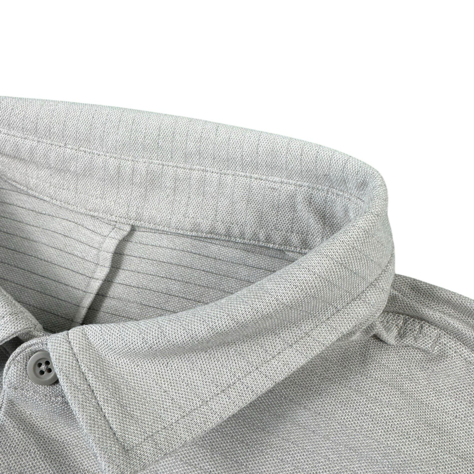 Lululemon Stone Gray Evolution S/S Performance Po… - image 3