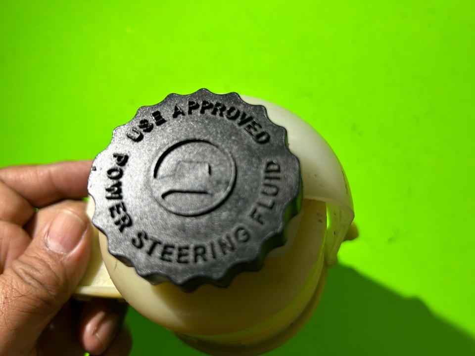2013 DODGE JOURNEY POWER STEERING FLUID RESERVOIR TANK OEM eBay