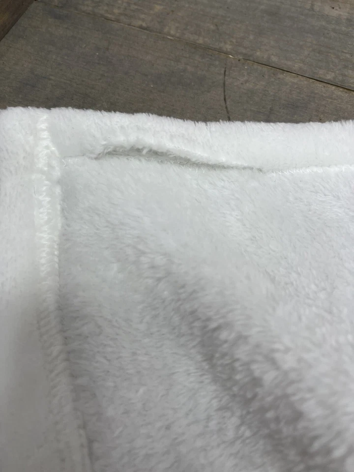 Плюшевое защитное одеяло Kids Preferred Lovey Lamb Sheep White Gray Star 2016 - Изображение 4 из 4