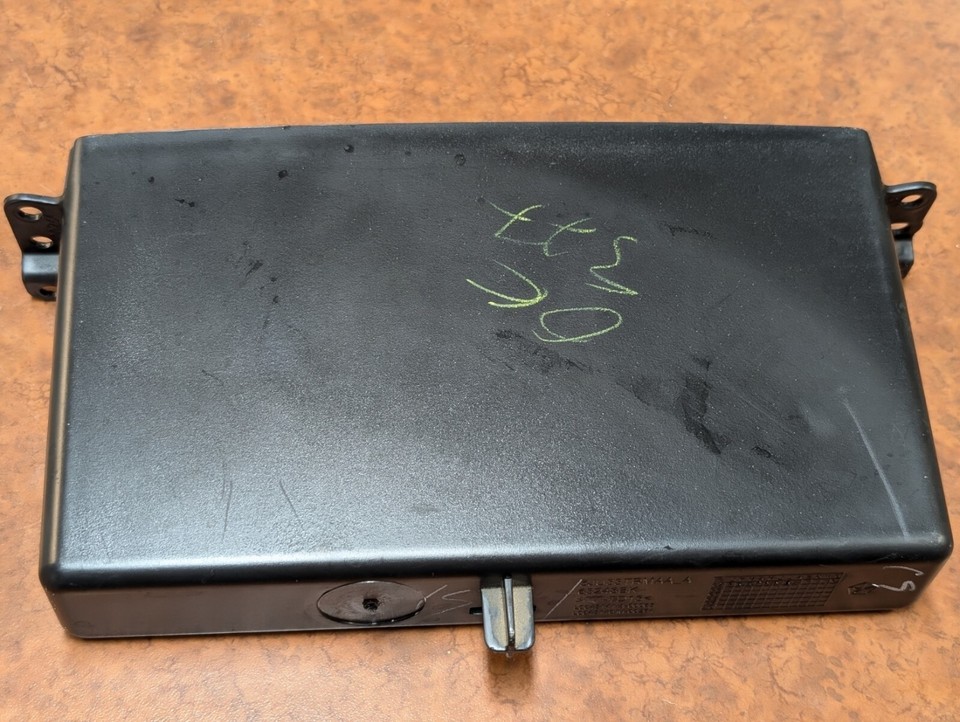 0608 Dodge Ram 1500 0609 2500 3500 CENTER DASH CUBBY STORAGE BIN WITH