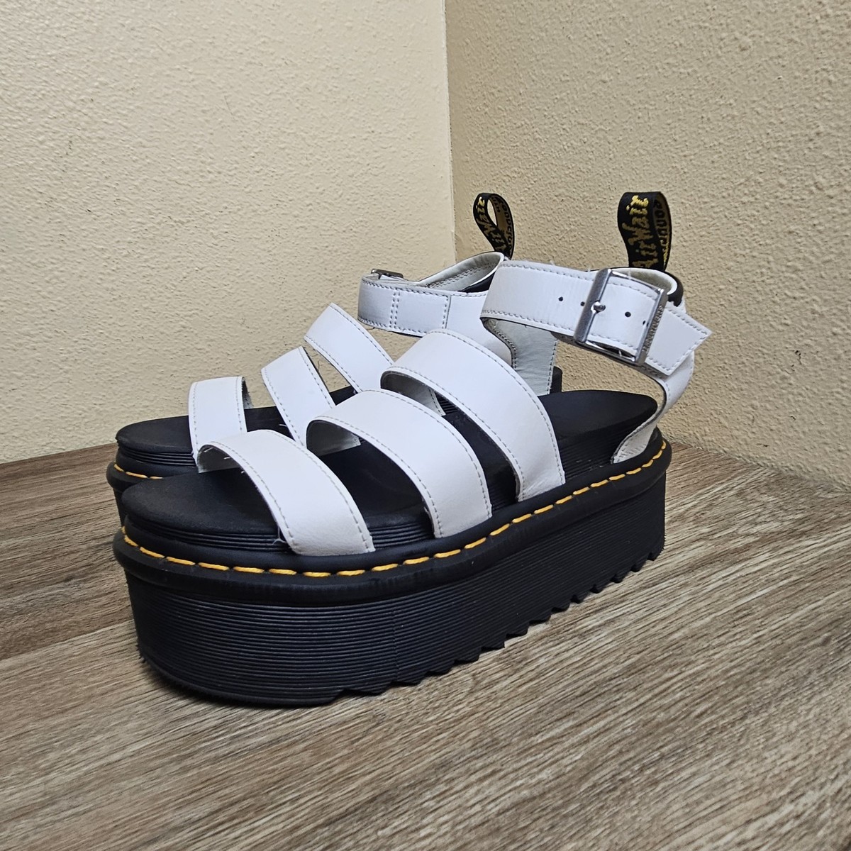 Dr. Martens BLAIRE QUAD ホワイトUS7 ドクターマーチン ドクターマーチン Dr.Martens レディース 厚底サンダル BLAIRE