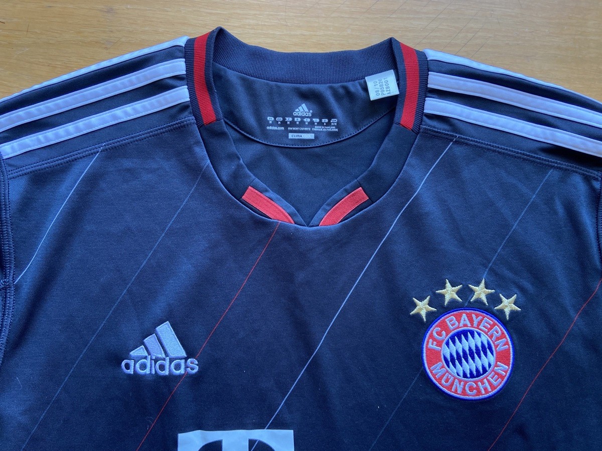 BAYERN MÜNICH 2010 2011 THIRD FOOTBALL SHIRT SOCCER JERSEY ADIDAS